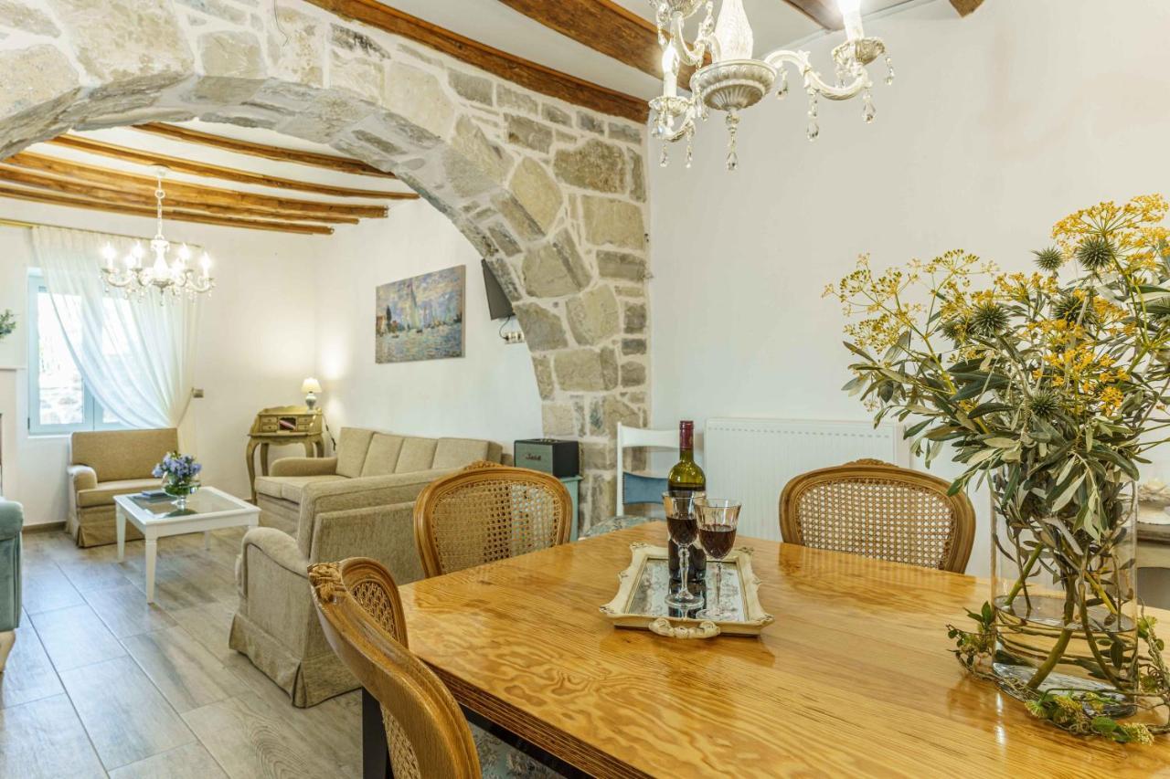 Villa Simantiri Pombia Экстерьер фото