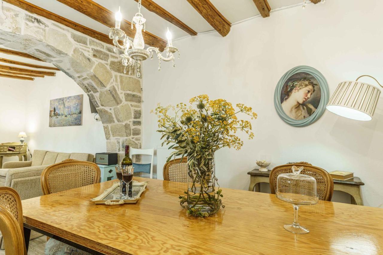 Villa Simantiri Pombia Экстерьер фото