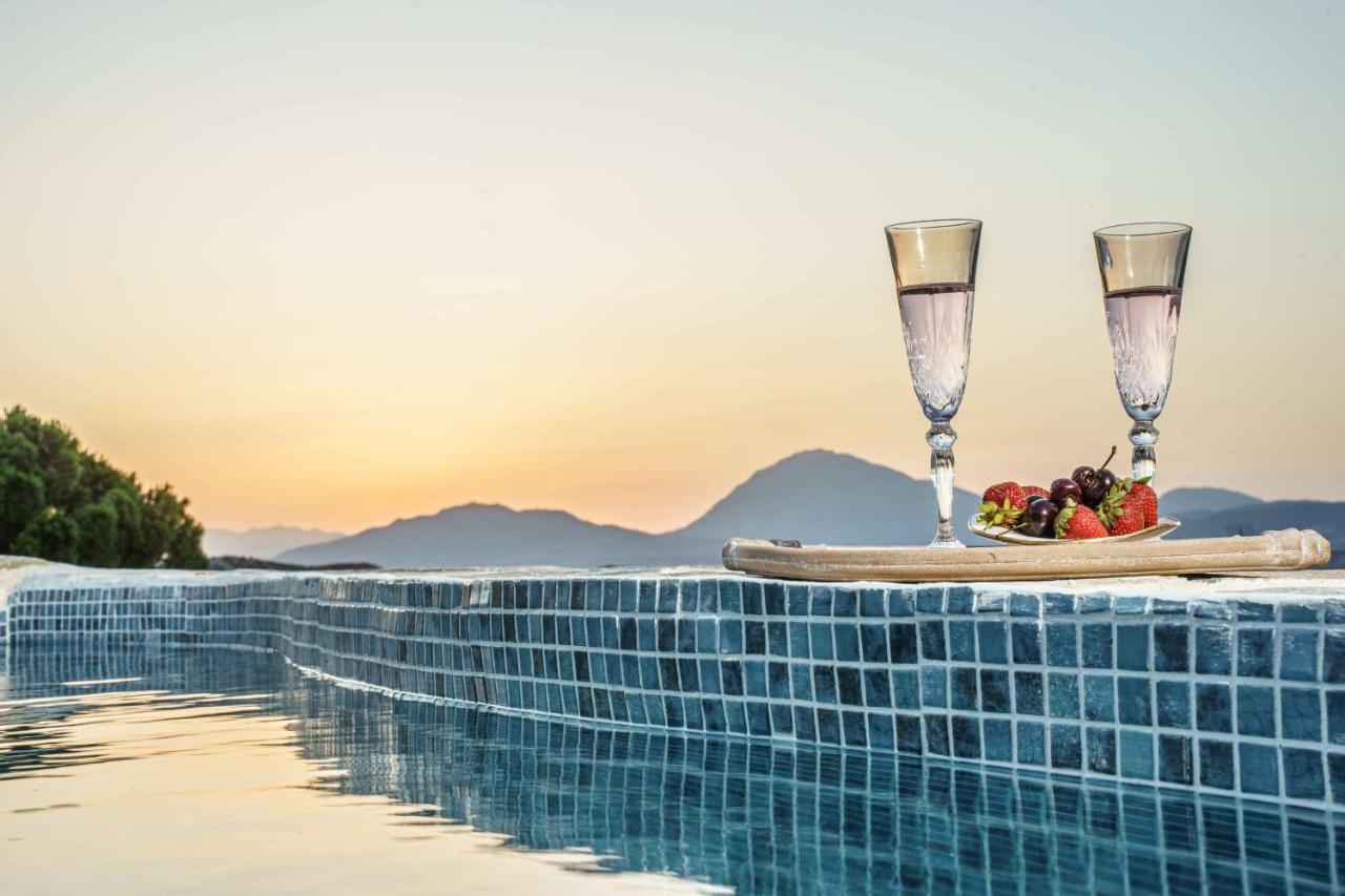 Villa Simantiri Pombia Экстерьер фото