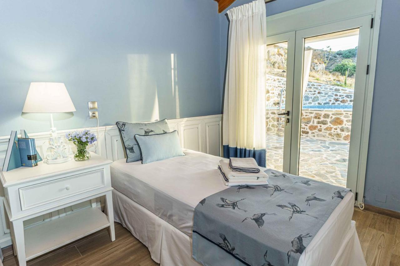 Villa Simantiri Pombia Экстерьер фото